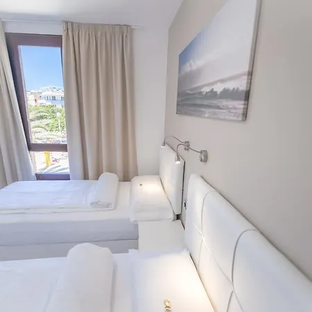 Amanay Apartment *